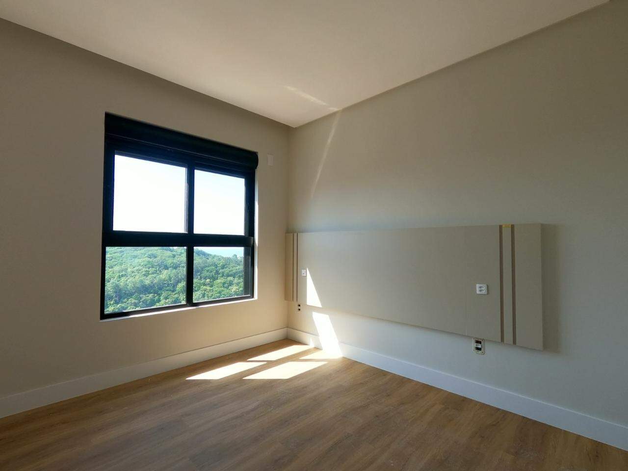 Apartamento para aluguel no Praia Brava: