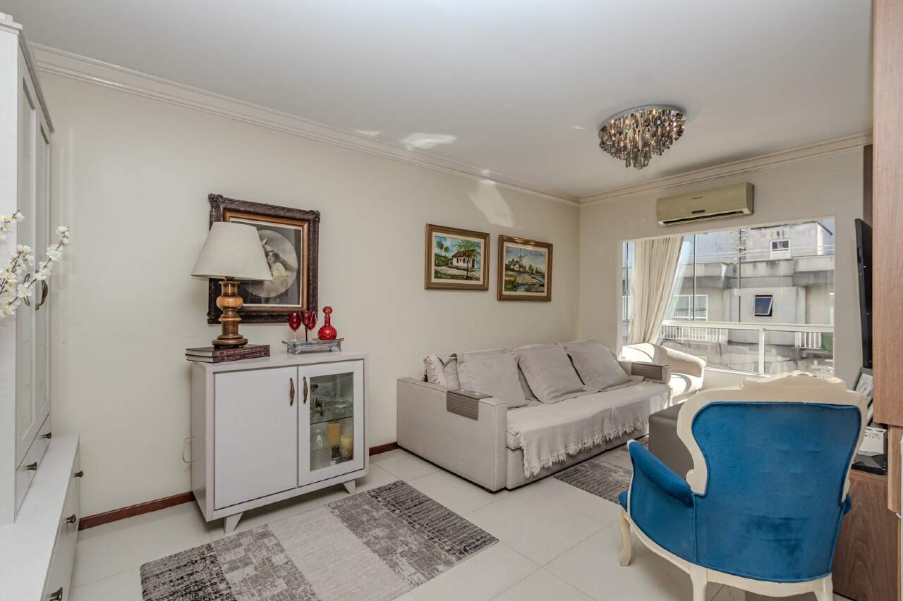 Apartamento diferenciado à venda no Centro: 