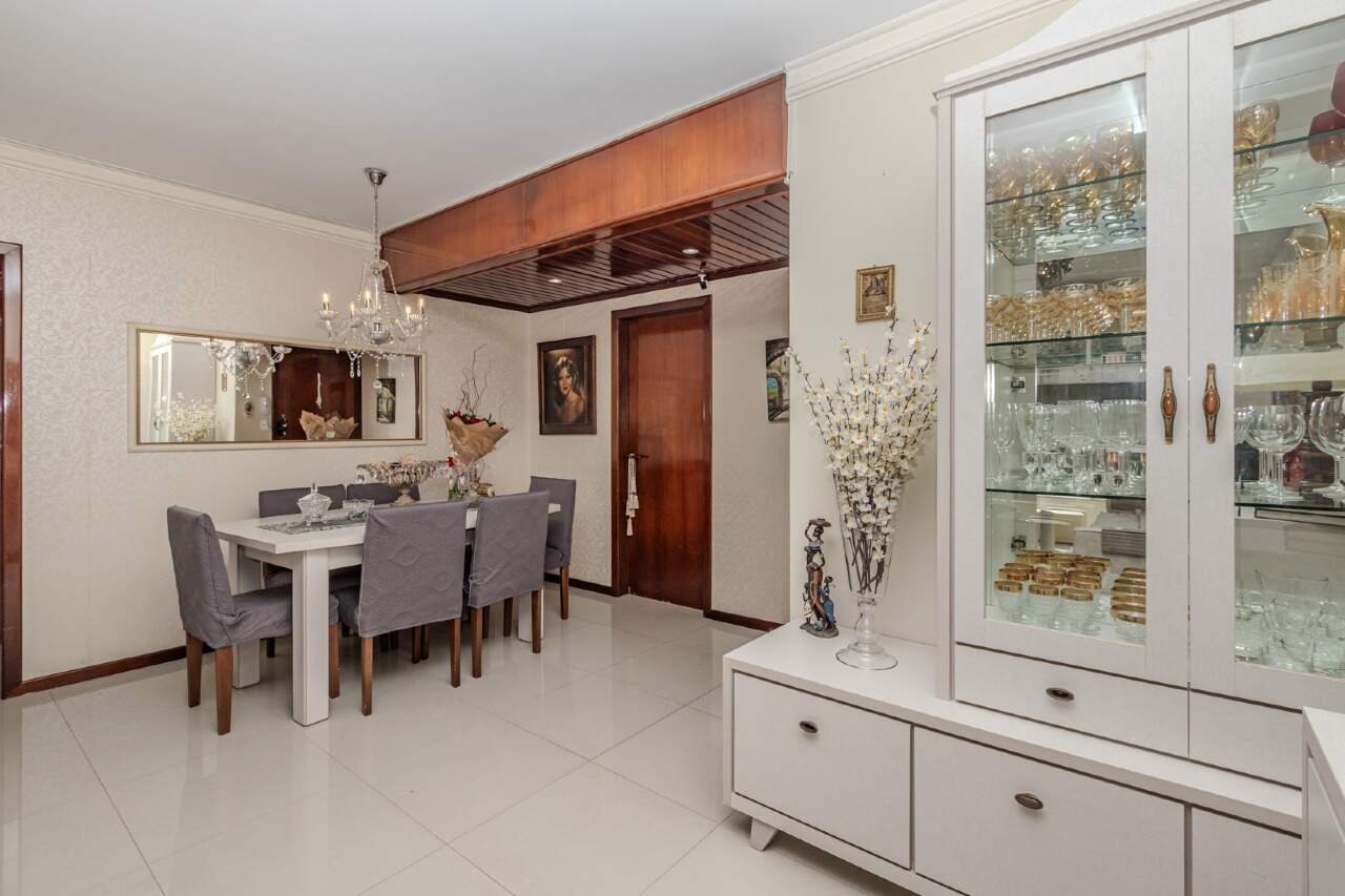 Apartamento diferenciado à venda no Centro: 