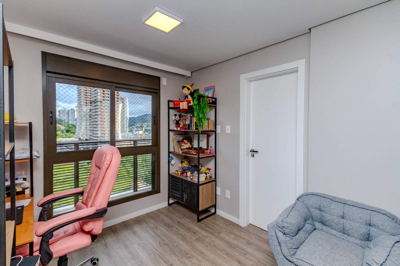 Apartamento para aluguel no Praia Brava de Itajaí: 