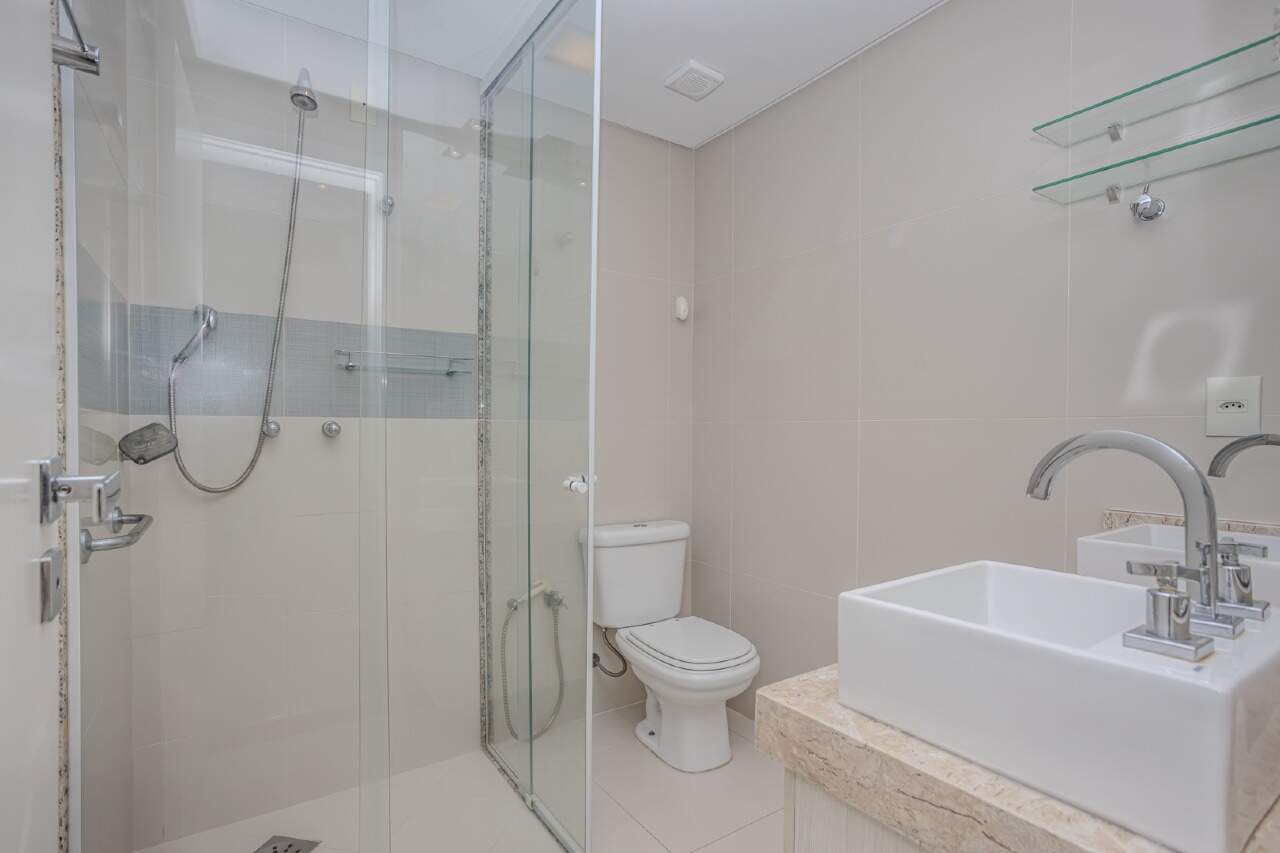 Apartamento à venda no Pioneiros: