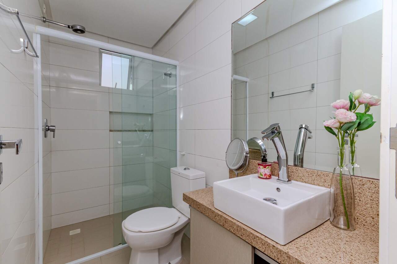 Apartamento à venda no Pioneiros: 