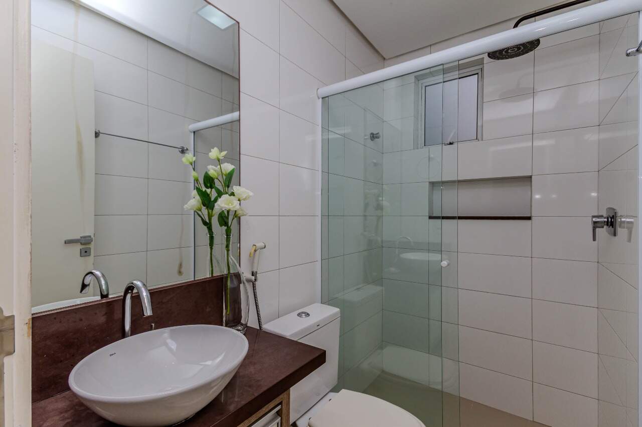 Apartamento à venda no Pioneiros: 