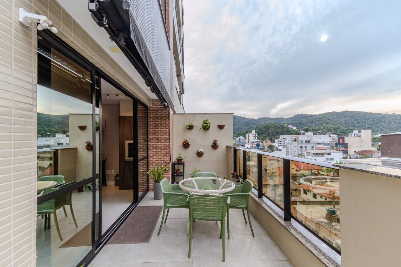 Apartamento diferenciado à venda no Estados: 