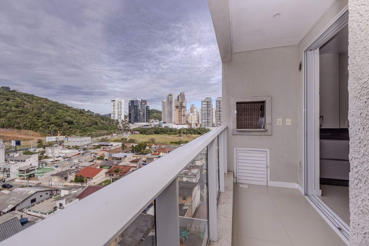 Apartamento à venda no Praia Brava: 