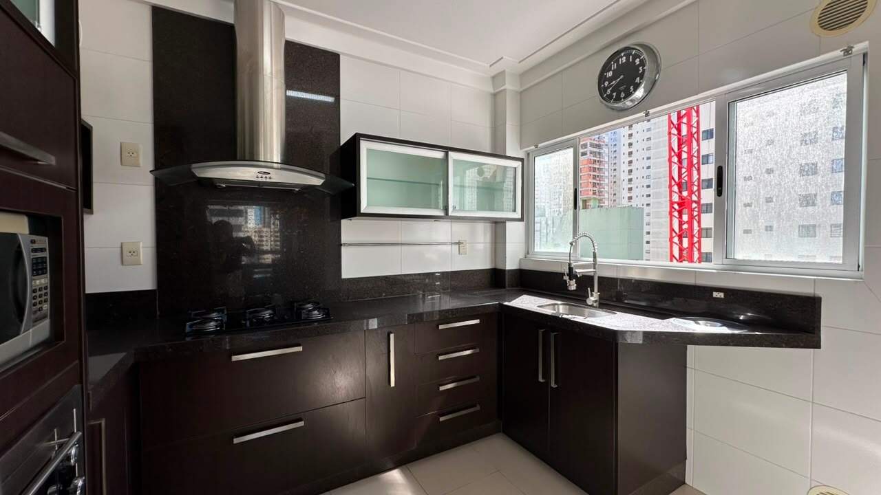 Apartamento para aluguel no Centro: 