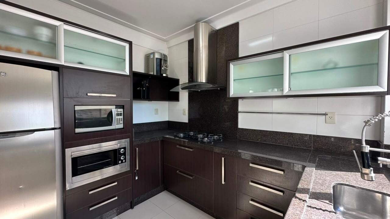 Apartamento para aluguel no Centro: 