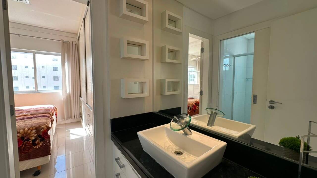 Apartamento para aluguel no Centro: 