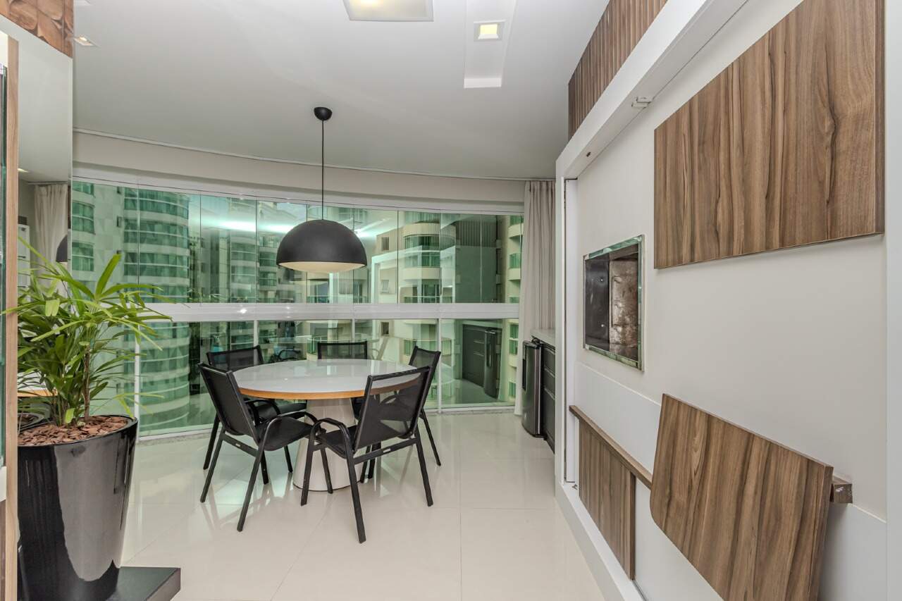 Apartamento à venda no Praia Brava: 