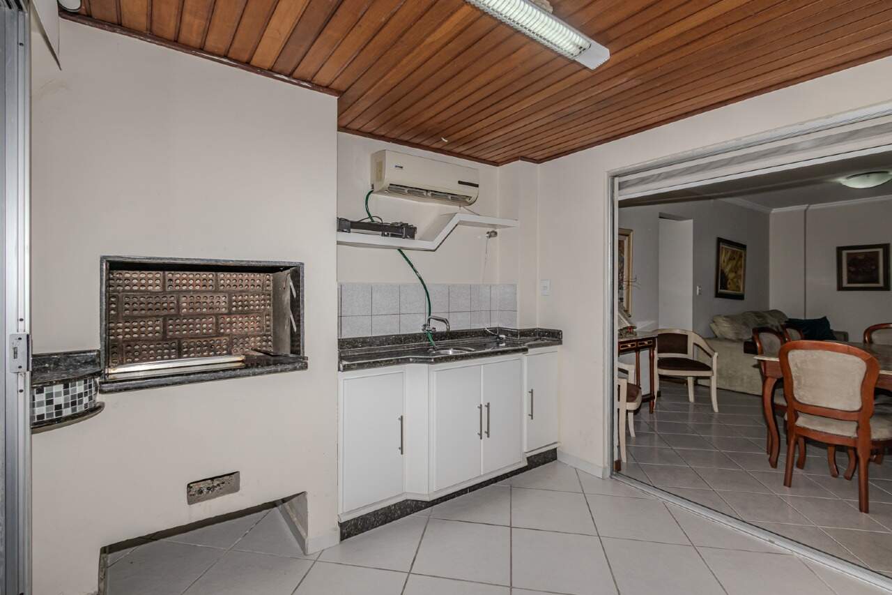 Apartamento diferenciado à venda no Centro: 