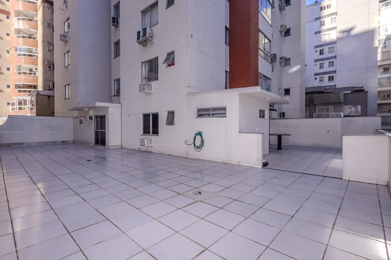 Apartamento diferenciado à venda no Centro: 