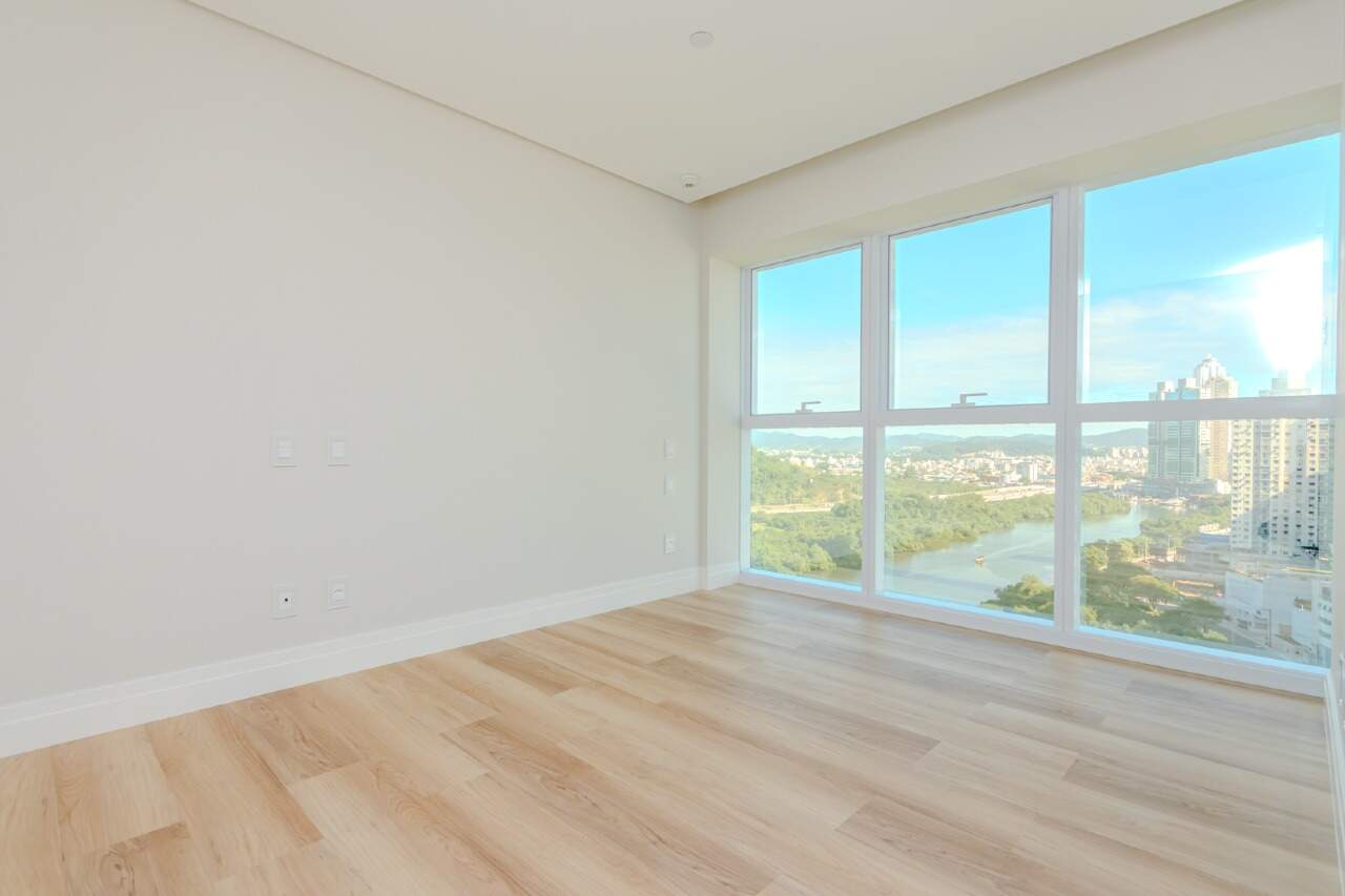 Apartamento à venda no Barra Sul:
