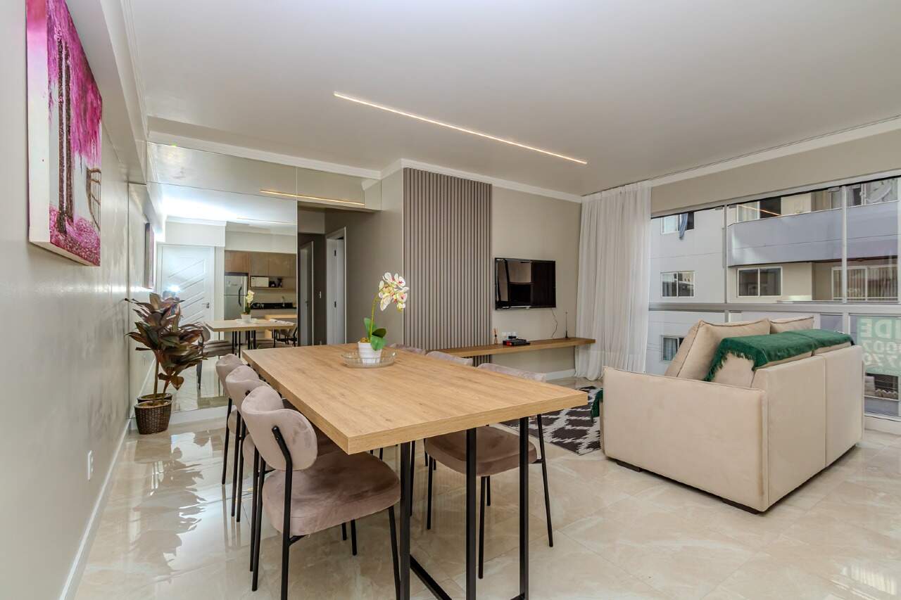 Apartamento para aluguel no Centro: 