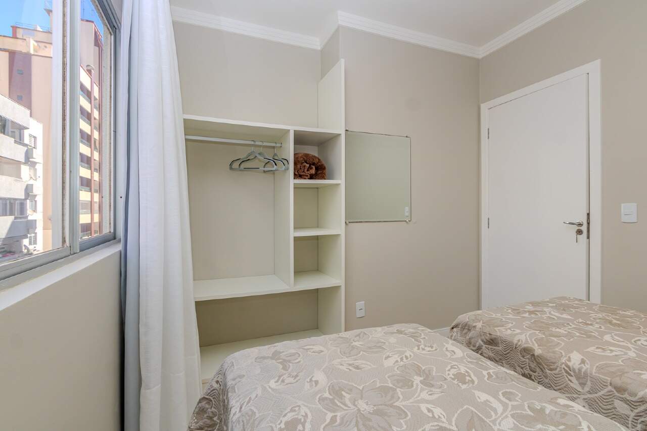 Apartamento para aluguel no Centro: 