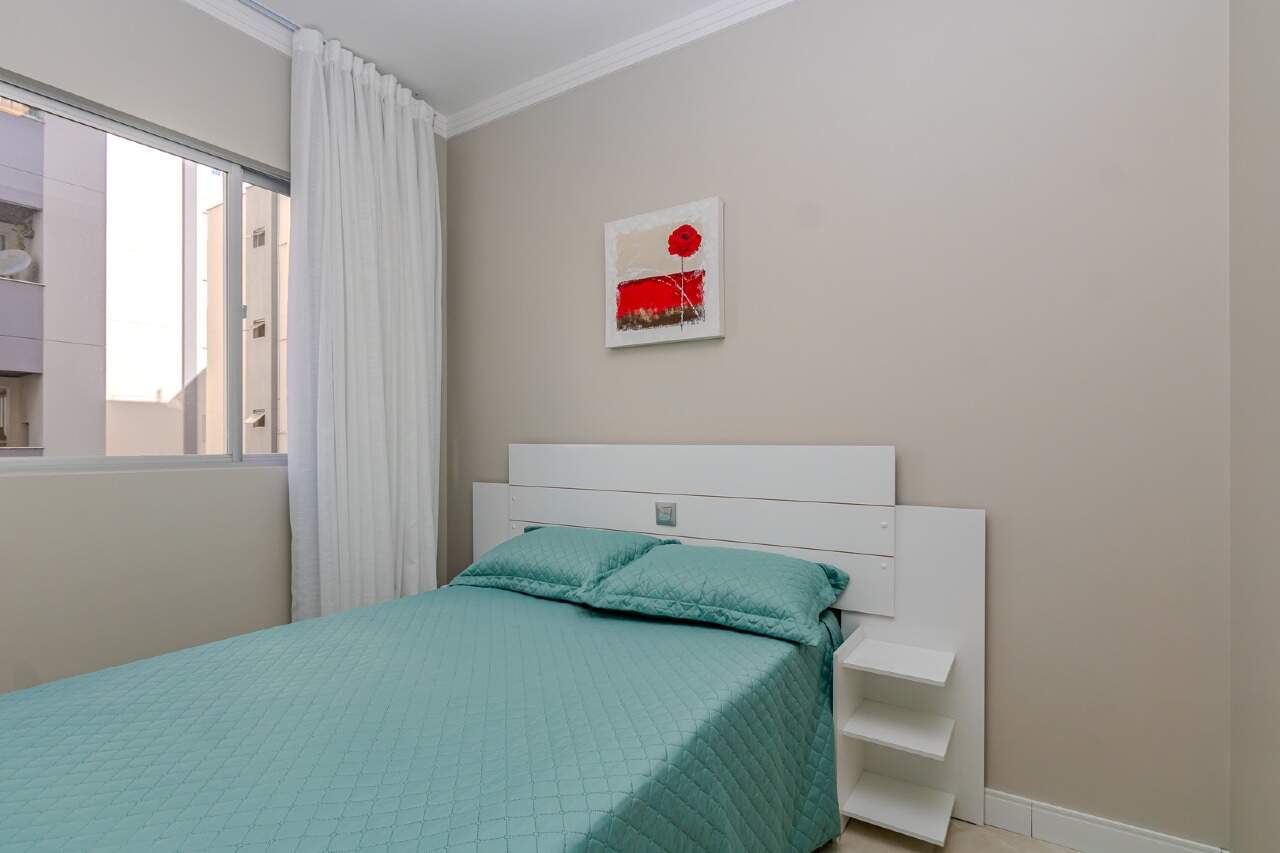 Apartamento para aluguel no Centro: 