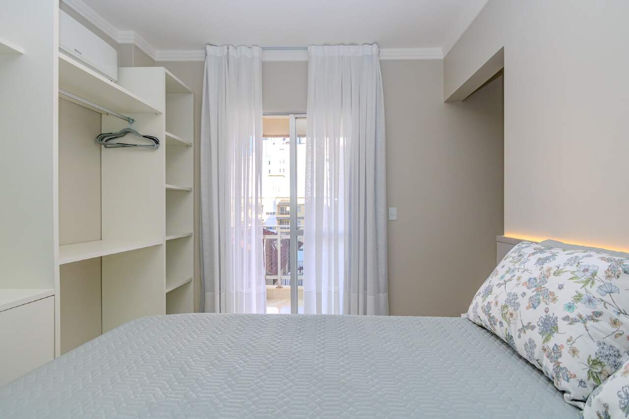 Apartamento para aluguel no Centro: 