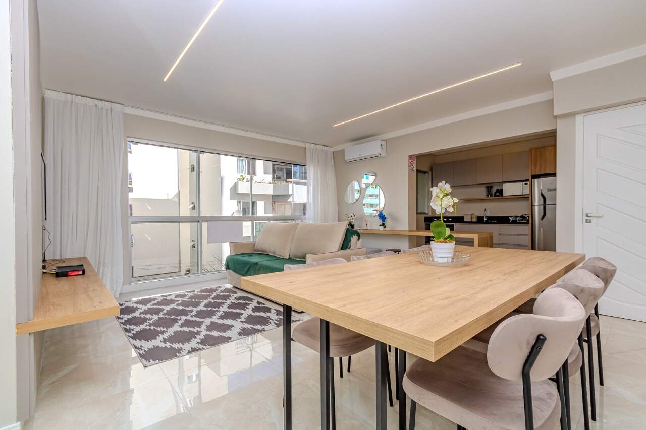 Apartamento para aluguel no Centro: 