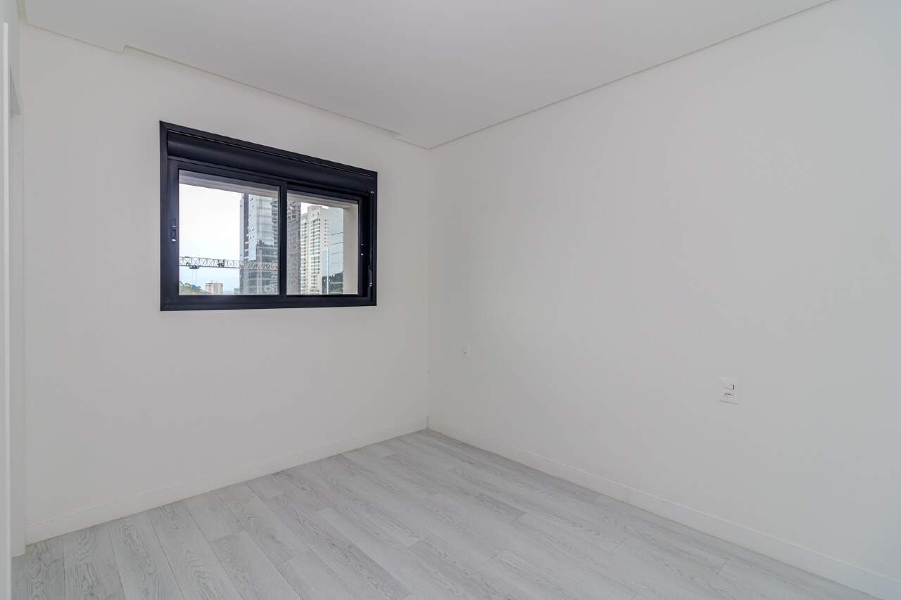 Apartamento à venda no Praia Brava: 