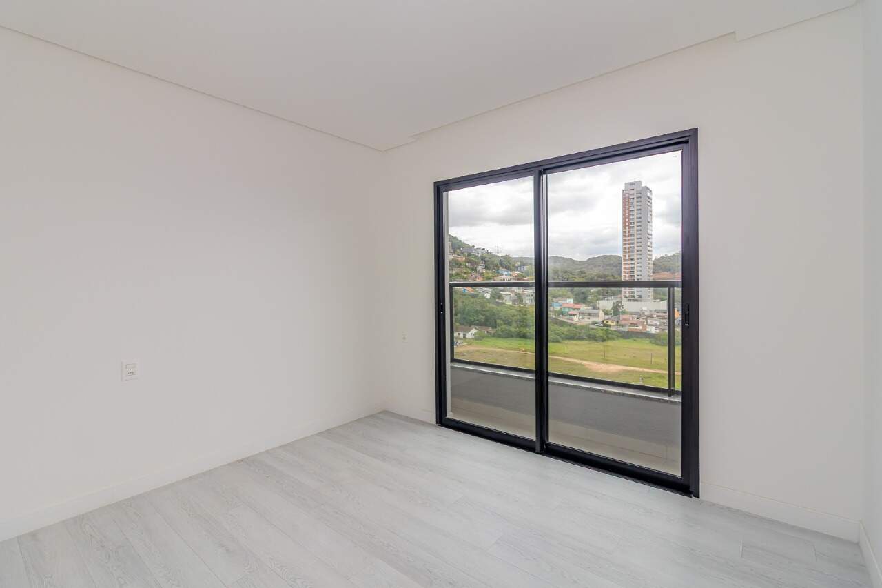 Apartamento à venda no Praia Brava: 