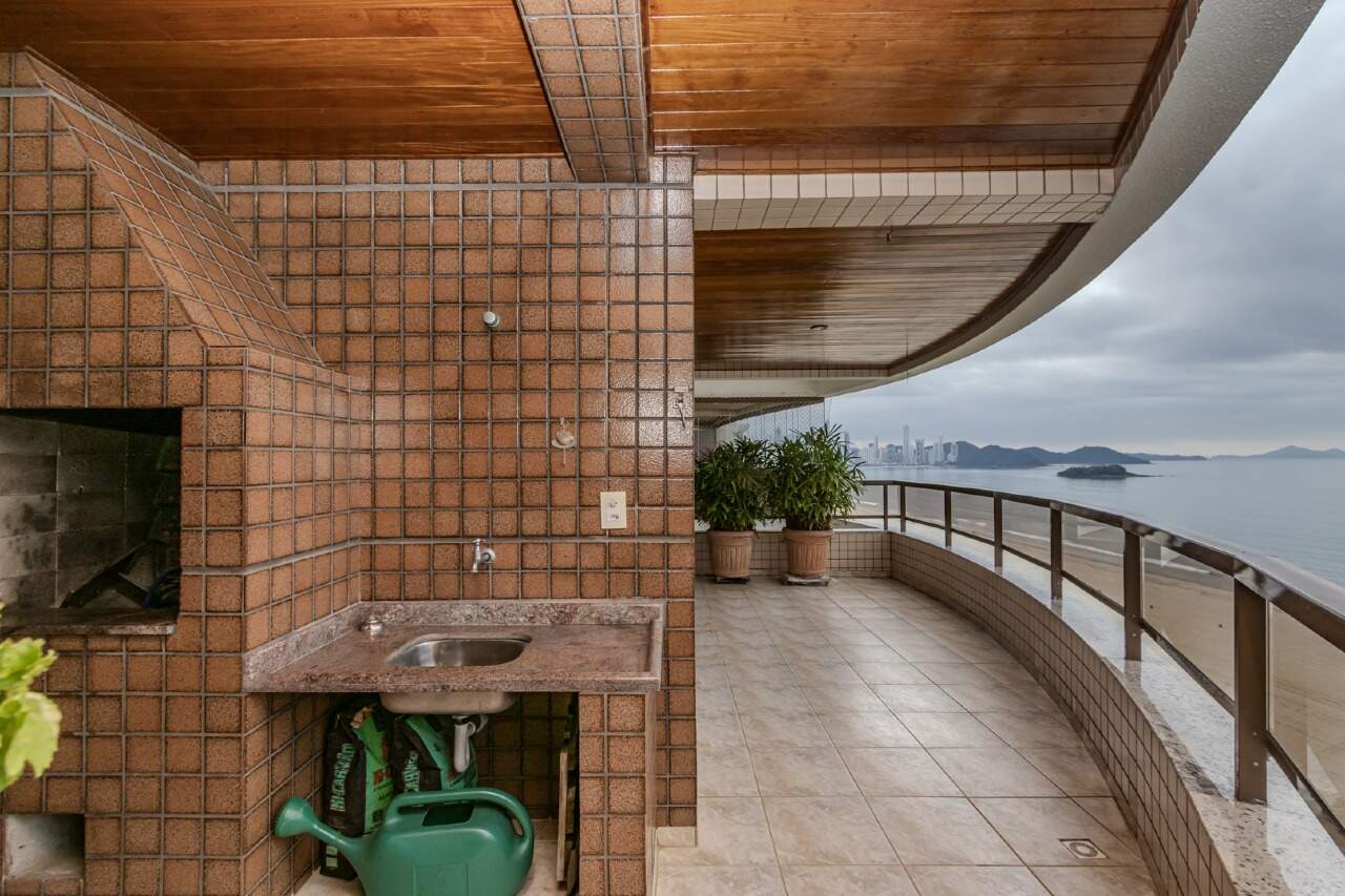 Apartamento para aluguel no Centro: 