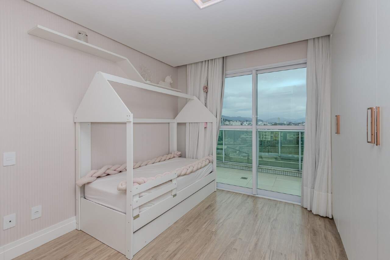 Apartamento diferenciado à venda no Centro: 