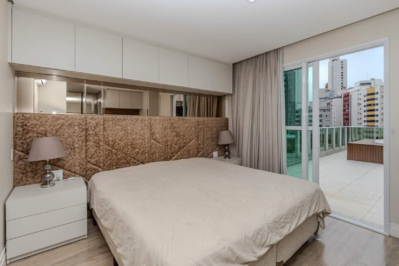 Apartamento diferenciado à venda no Centro: 
