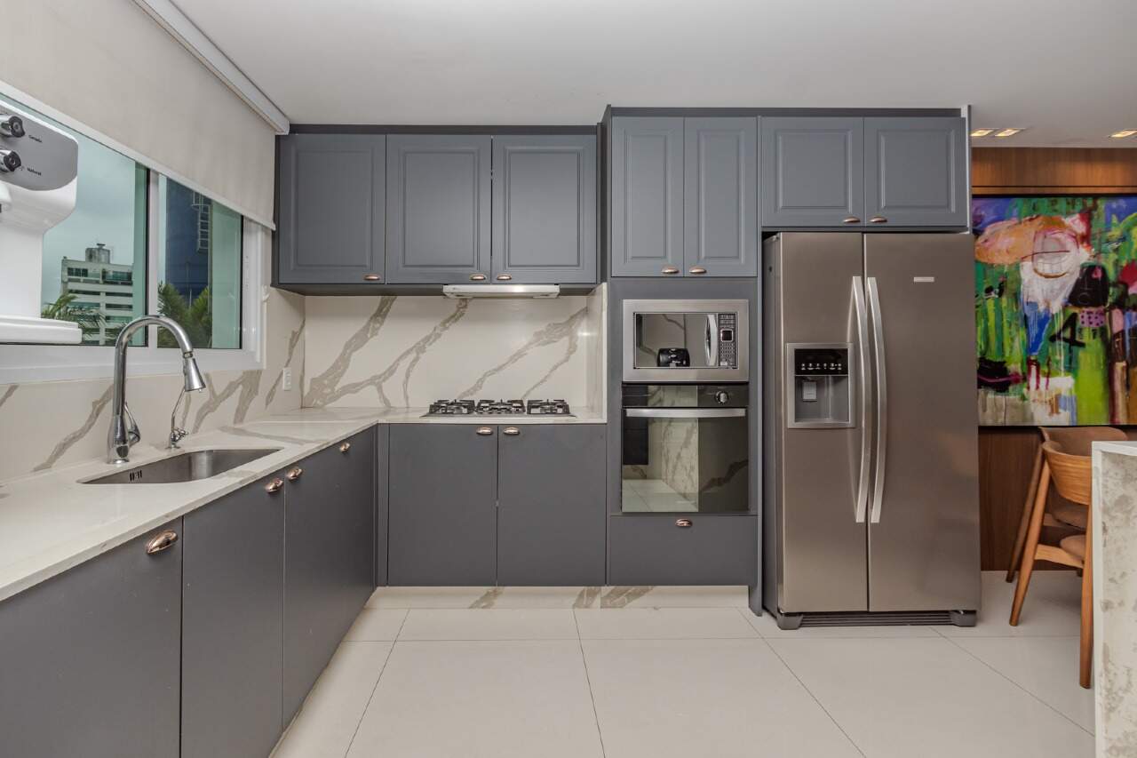 Apartamento diferenciado à venda no Centro: 