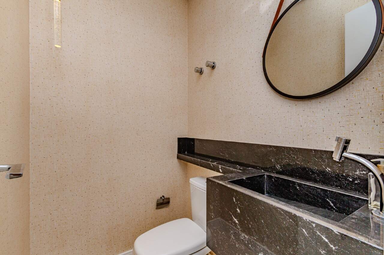 Apartamento à venda no Pioneiros: 