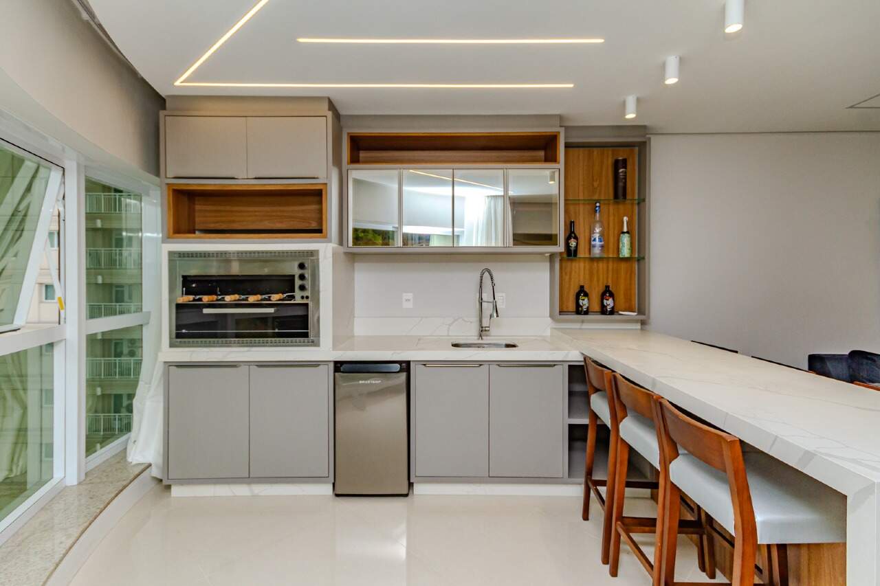Apartamento à venda no Pioneiros: 