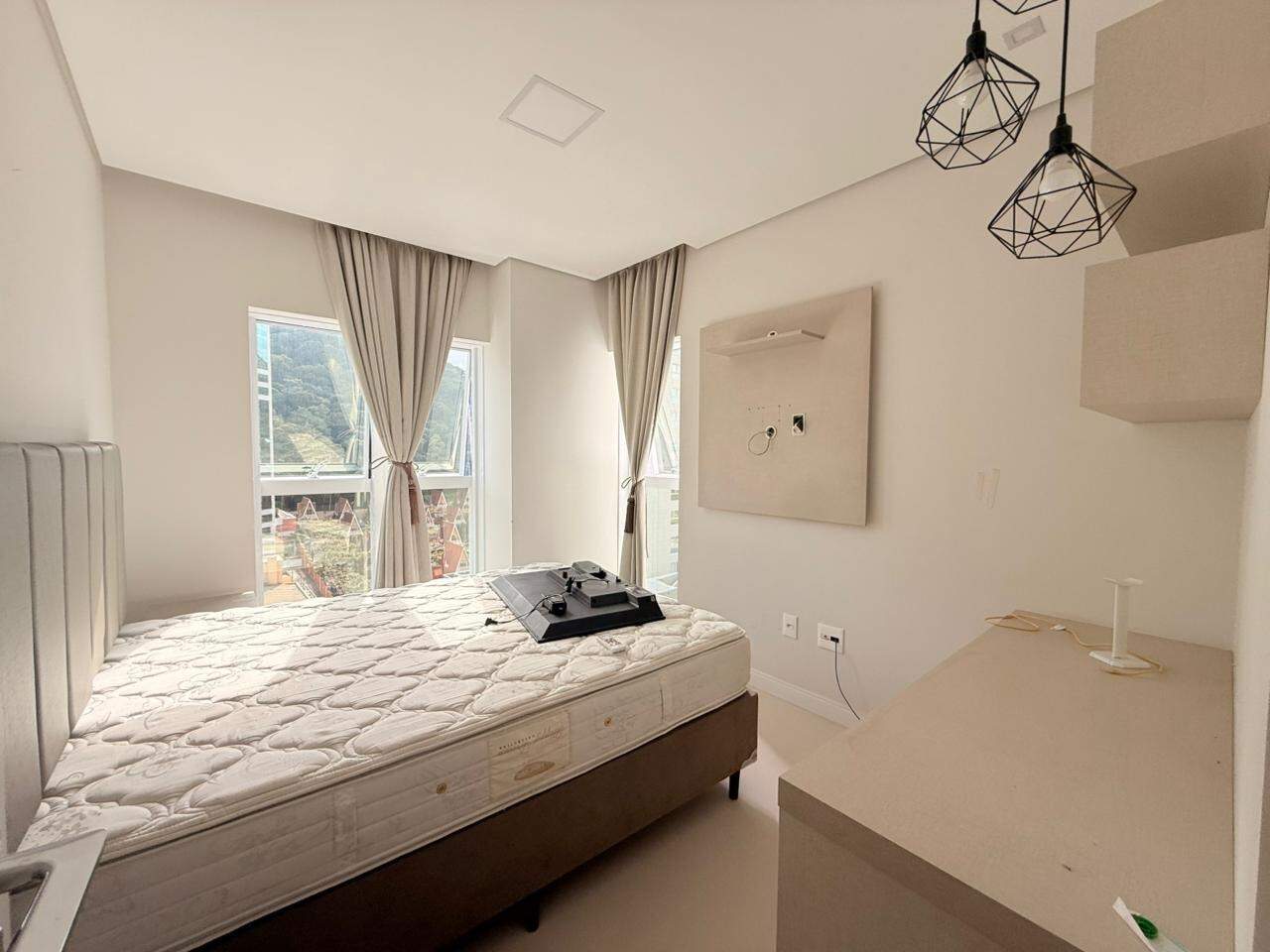 Apartamento à venda no Pioneiros: 