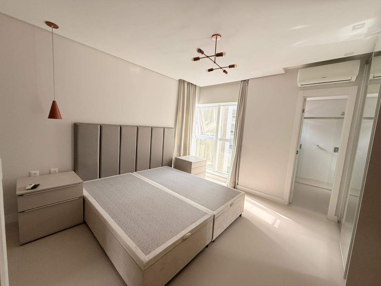 Apartamento à venda no Pioneiros: 