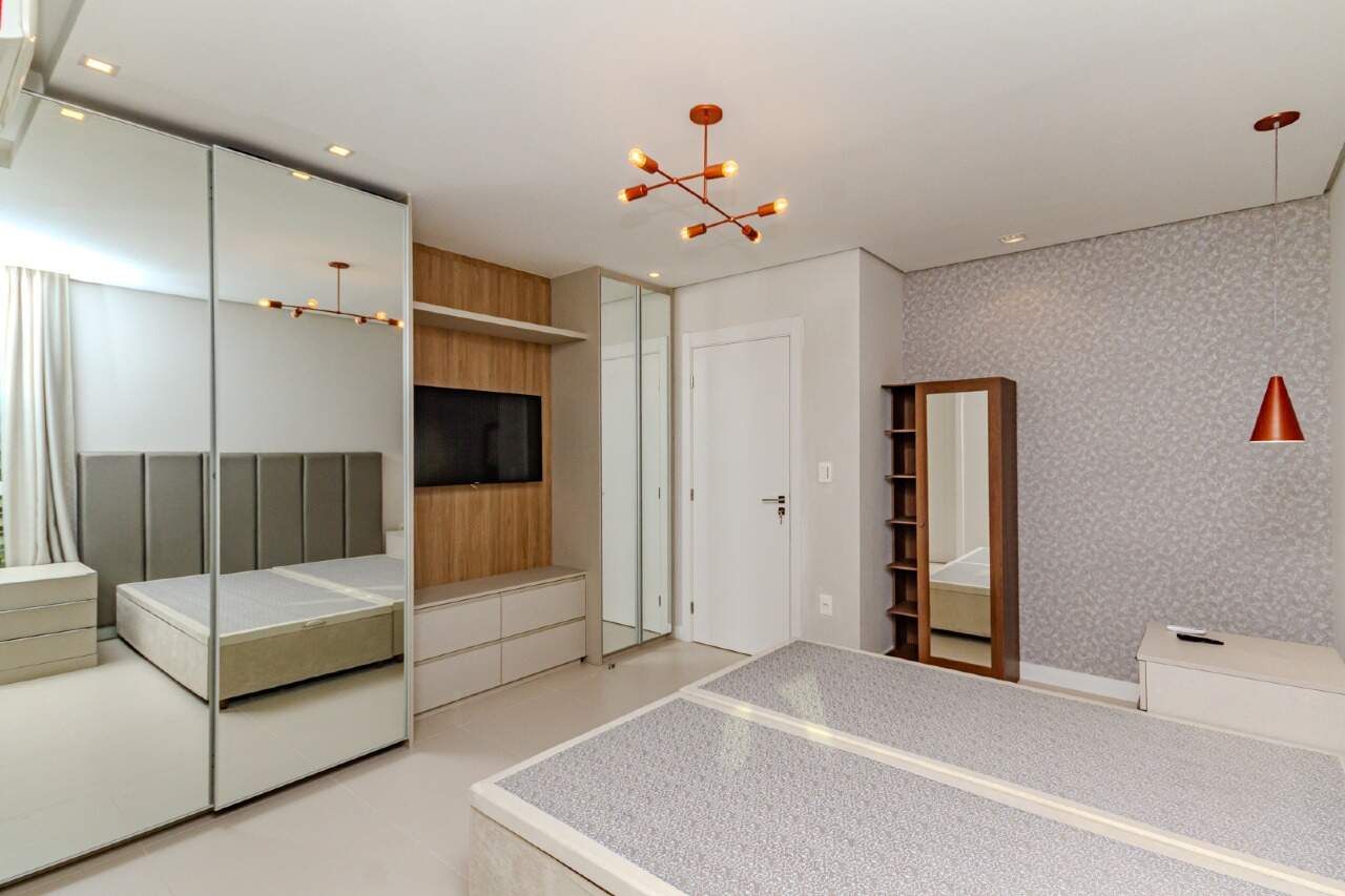 Apartamento à venda no Pioneiros: 