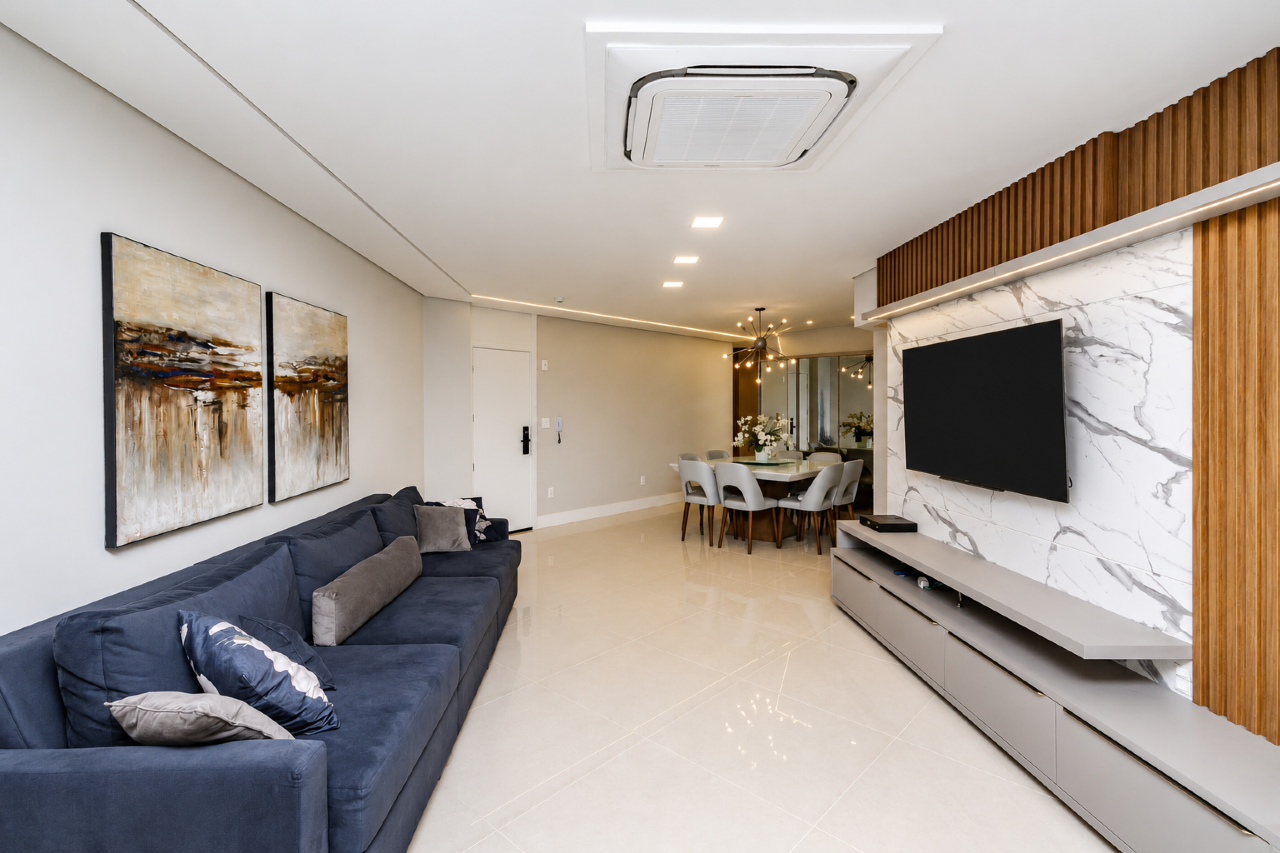 Apartamento à venda no Pioneiros: 