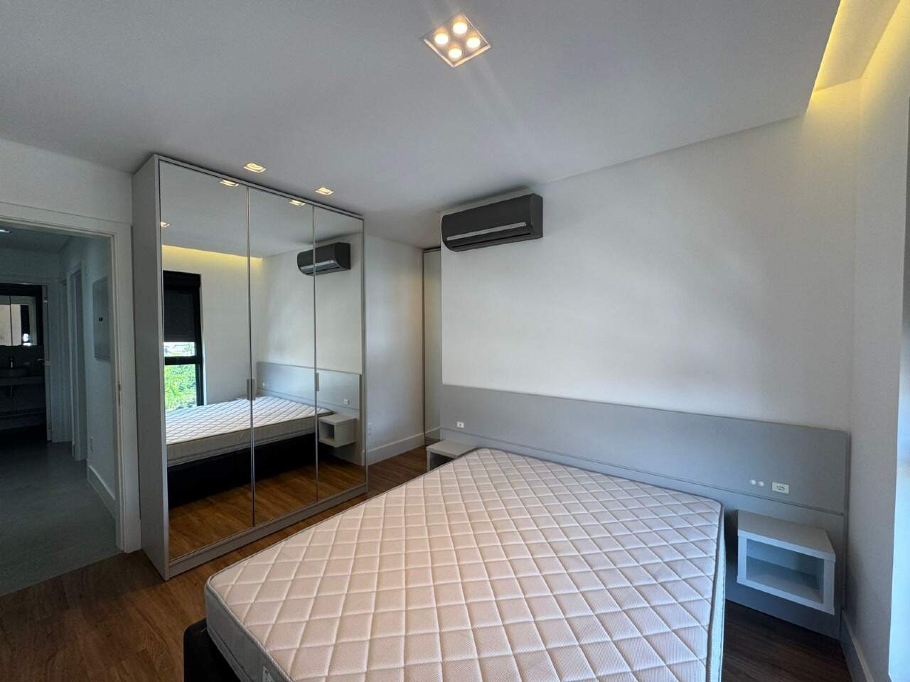 Apartamento para aluguel no Praia Brava de Itajaí: 
