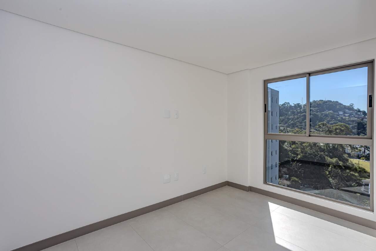 Apartamento à venda no Praia Brava: 