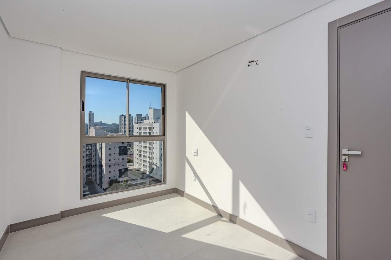 Apartamento à venda no Praia Brava: 