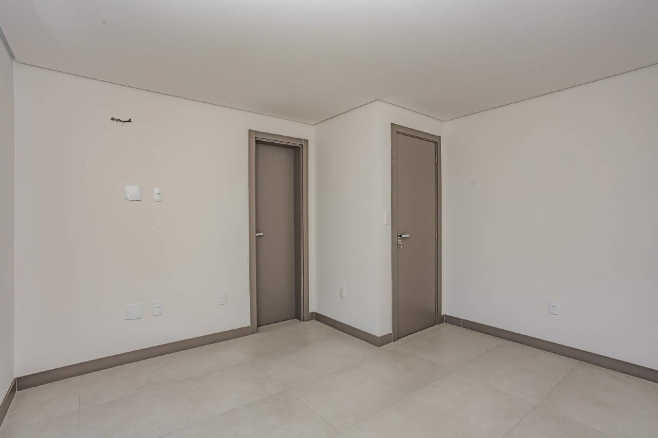 Apartamento à venda no Praia Brava: 