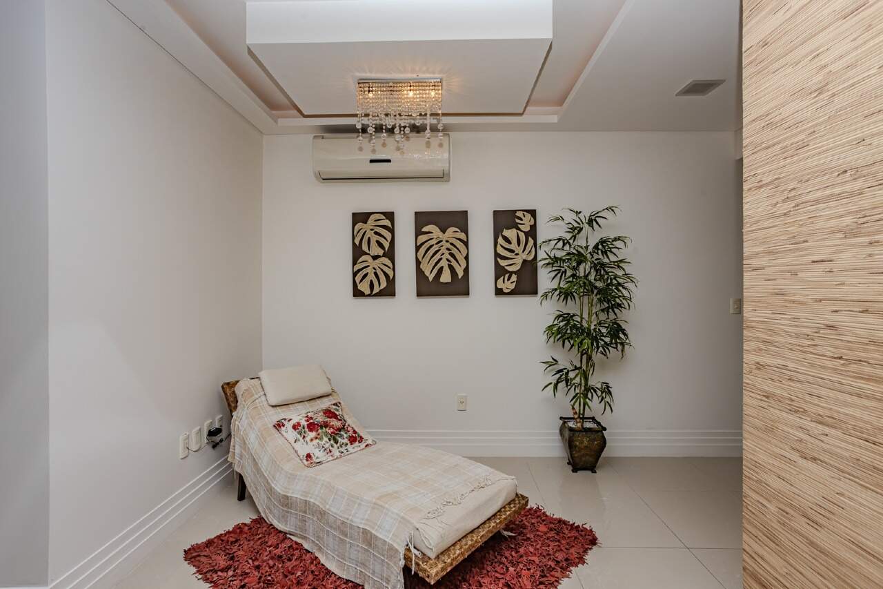 Apartamento à venda no Pioneiros: