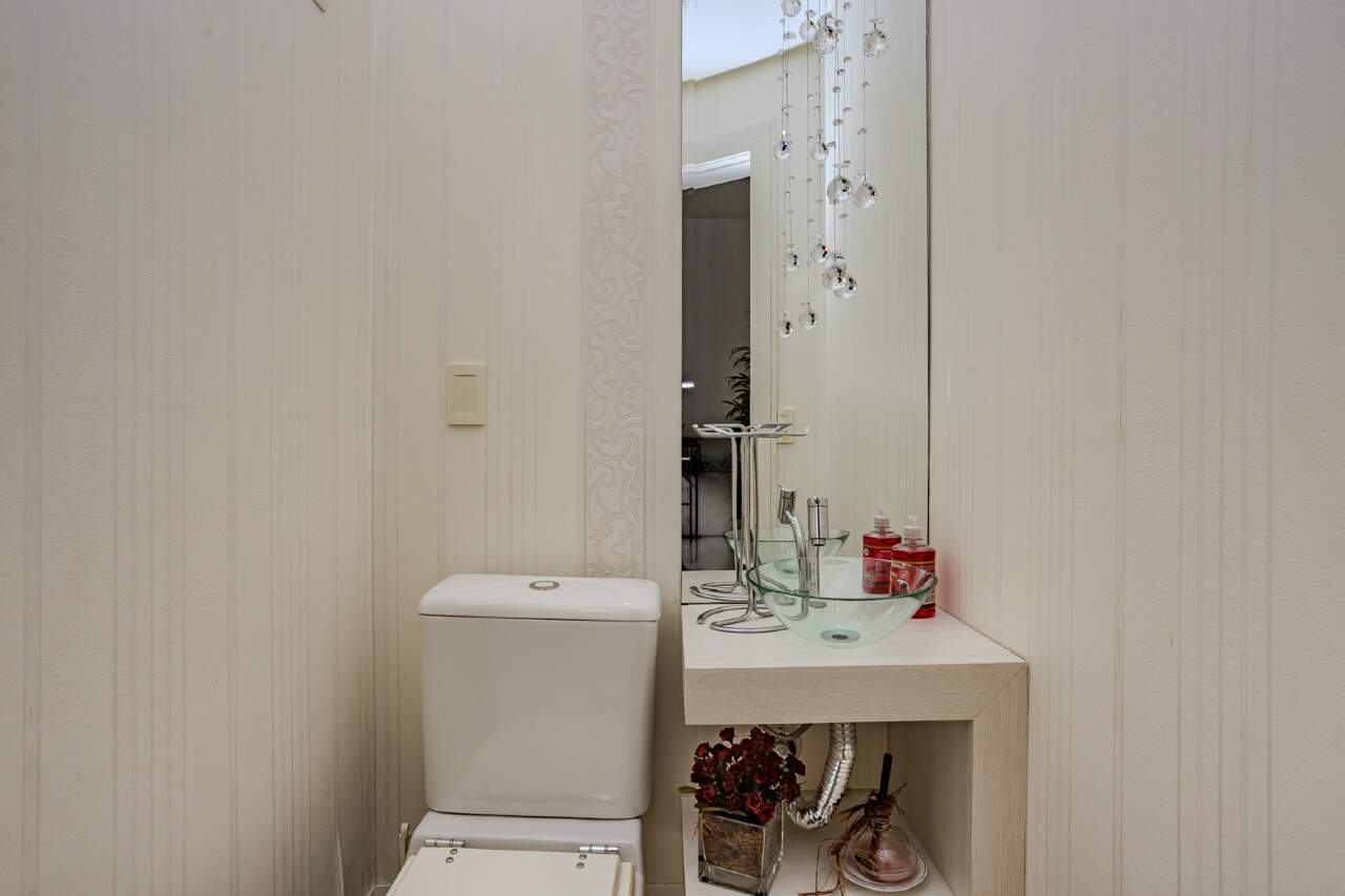 Apartamento à venda no Pioneiros: