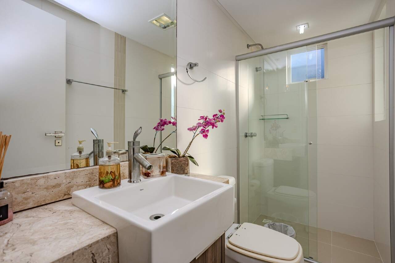 Apartamento à venda no Pioneiros: