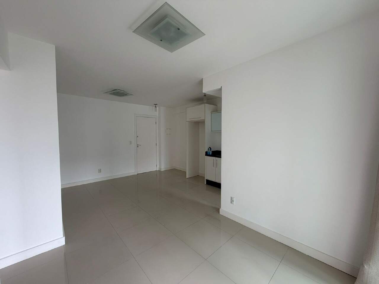 Apartamento para aluguel no Centro: 