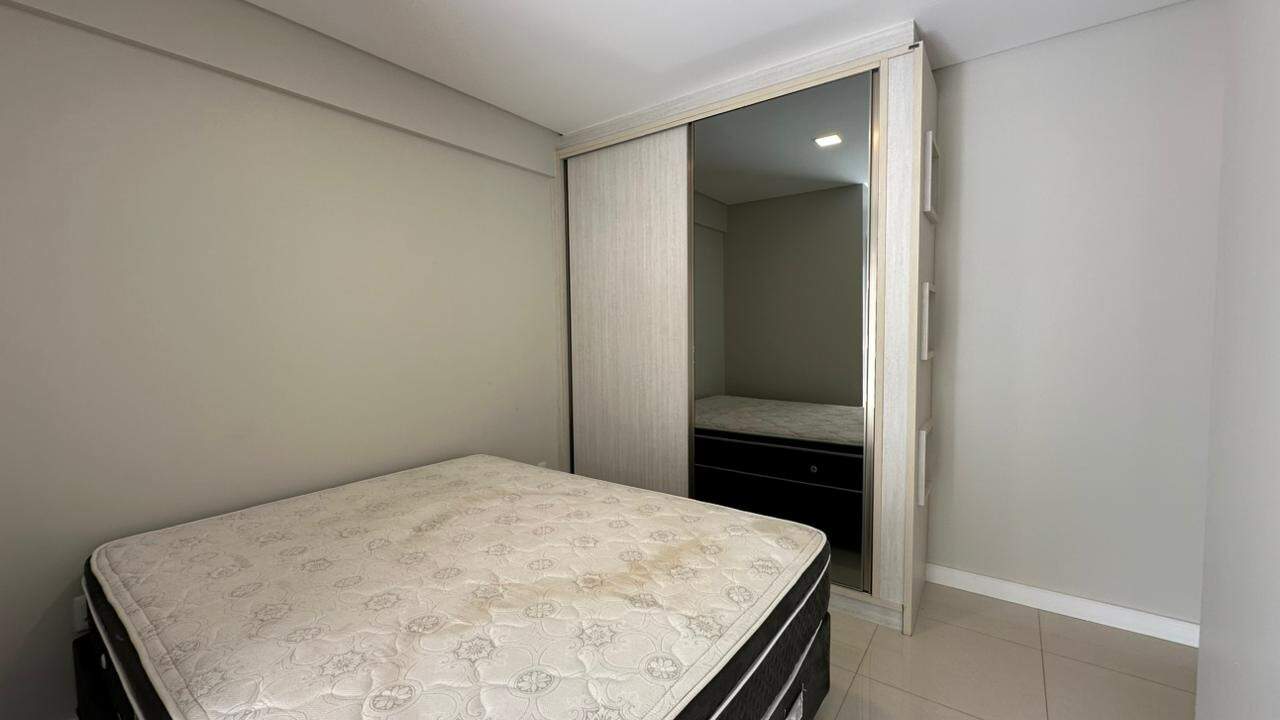 Apartamento para aluguel no Praia Brava de Itajaí: 
