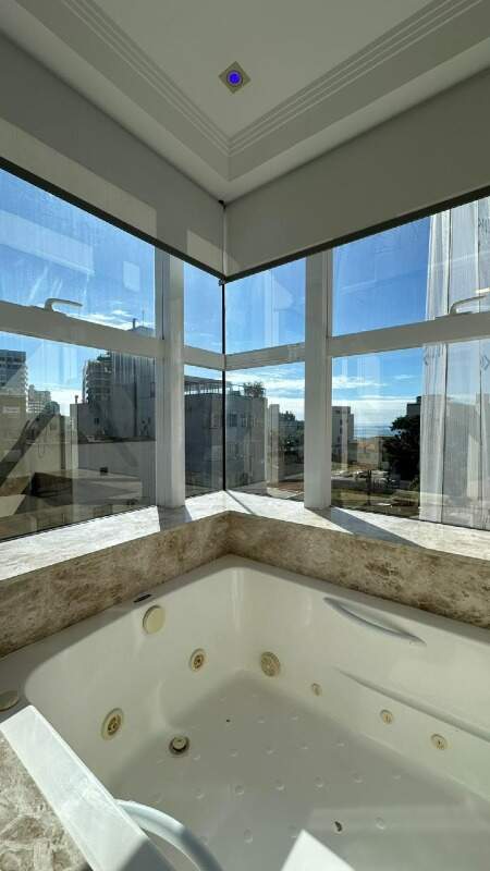 Apartamento para aluguel no Praia Brava de Itajaí: 