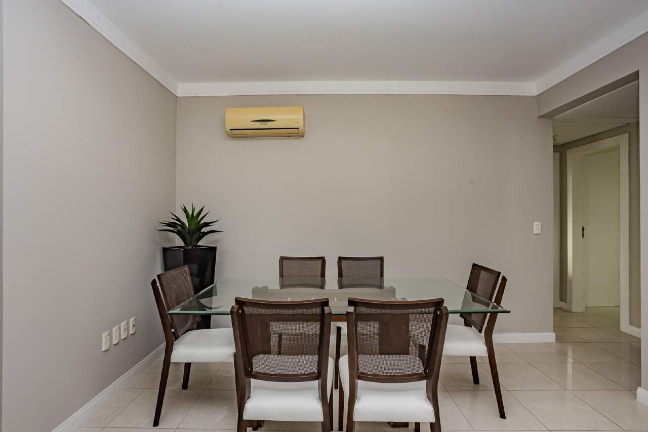 Apartamento à venda no Pioneiros: