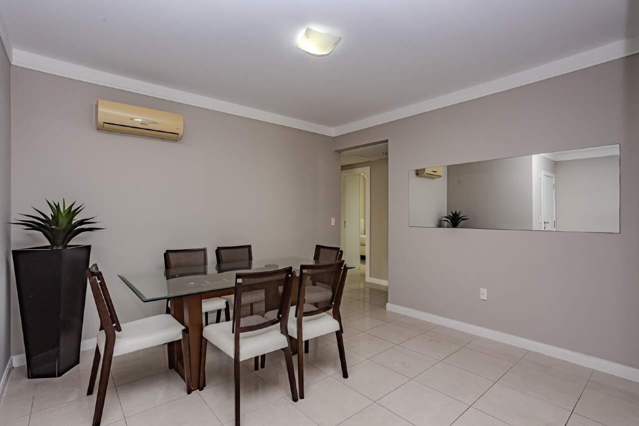 Apartamento à venda no Pioneiros: