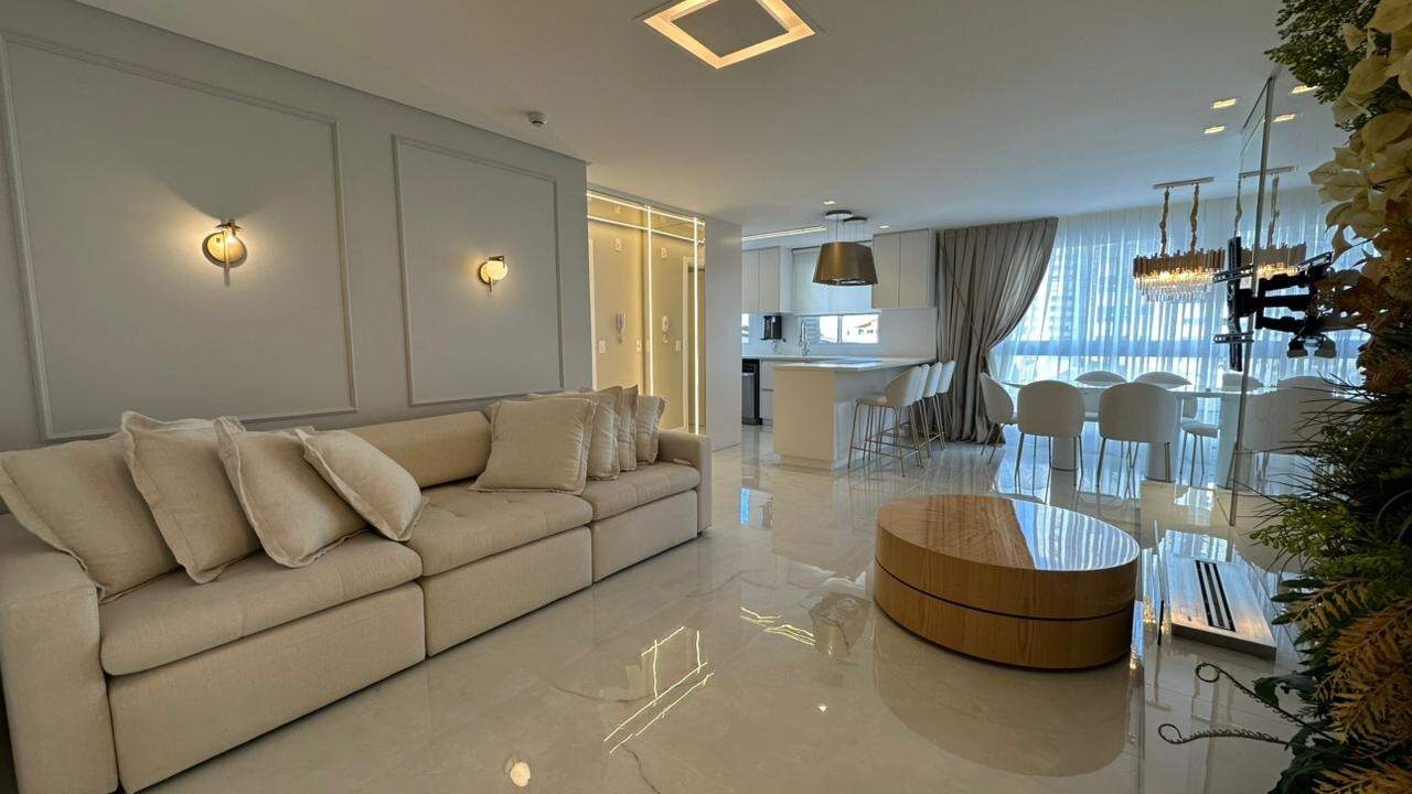 Apartamento para aluguel no Centro: 