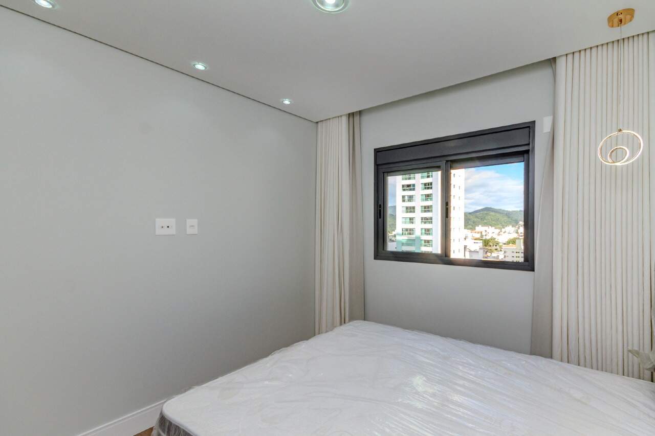 Apartamento para aluguel no Centro: 