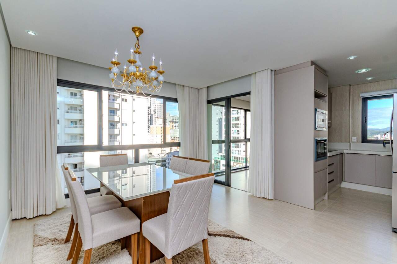 Apartamento para aluguel no Centro: 
