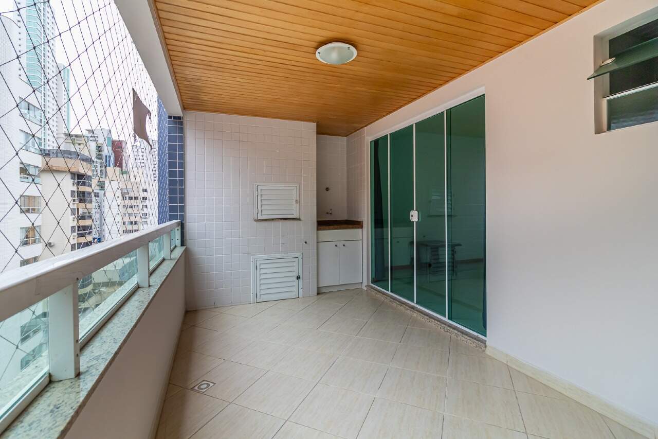 Apartamento para aluguel no Centro: 