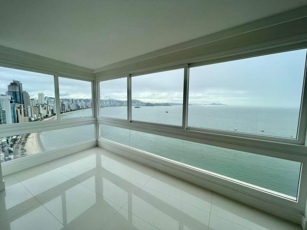 Apartamento à venda no Barra Sul: